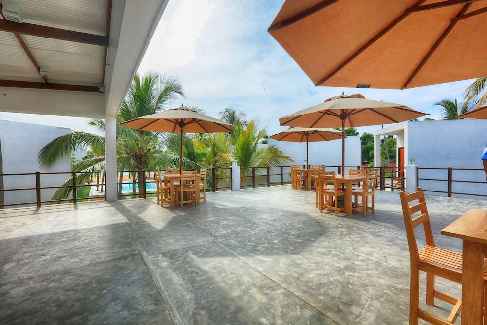 Arugambay Roccos Arugam Bay Exterior foto